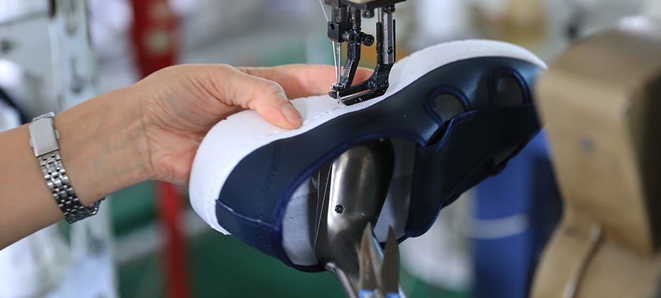 無塵防靜電鞋定制，優選凈尚凈美